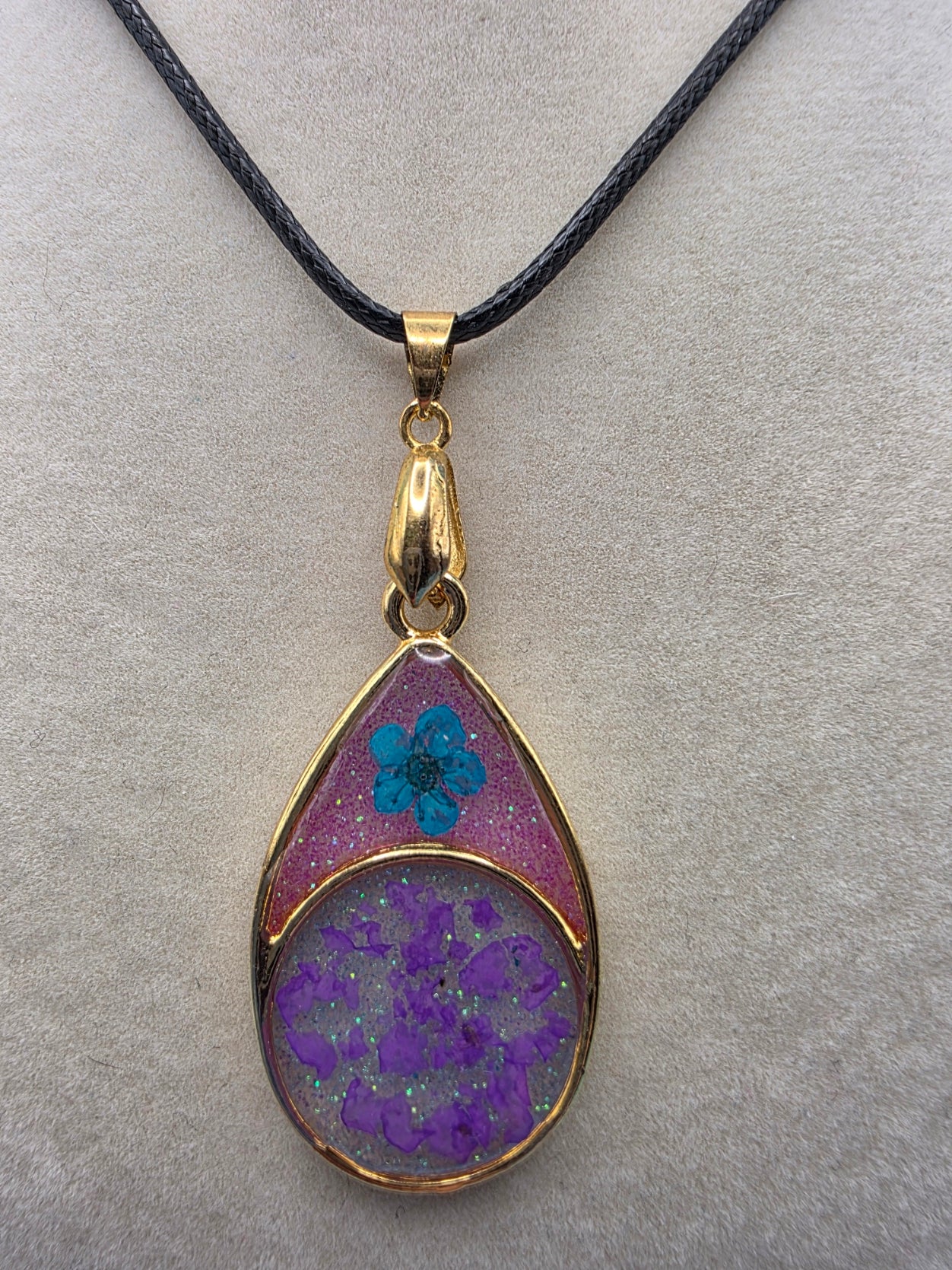 Jewelry, Necklace, Pendant